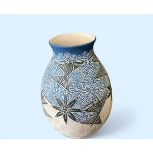 Mata Ortiz Pottery Octavio Silveria Hummingbird Floral Jar Vase‎ Mexican Clay